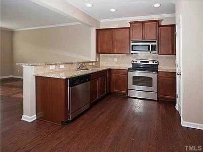 Granite and Stainless Steel in Kitchen
