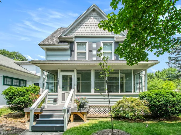 1060 Woodward Ave, South Bend, IN 46616