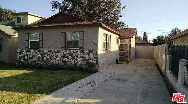 1st image of 1236 W 73rd St
