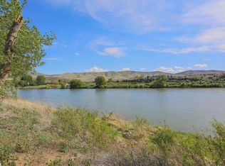 176219 River Edge Dr, Prosser, WA 99350