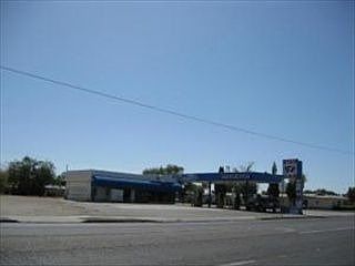 2nd image of 411 N Arizona Blvd