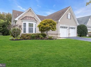 8 Barbados Ct, Hamilton, NJ 08691