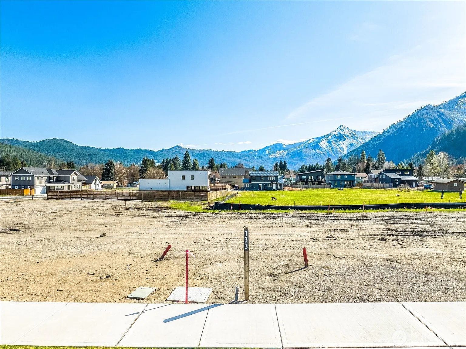 133 Alpenglow Drive photo 1
