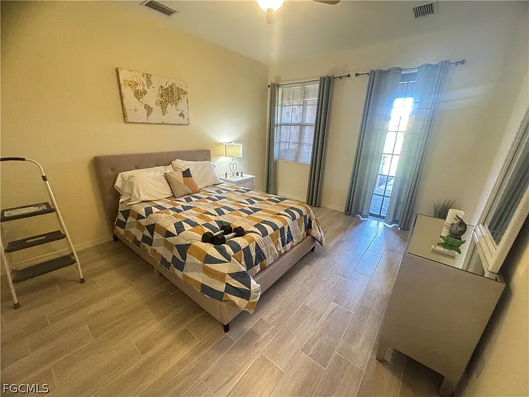 11908 Izarra Way #7003 — Photo 15