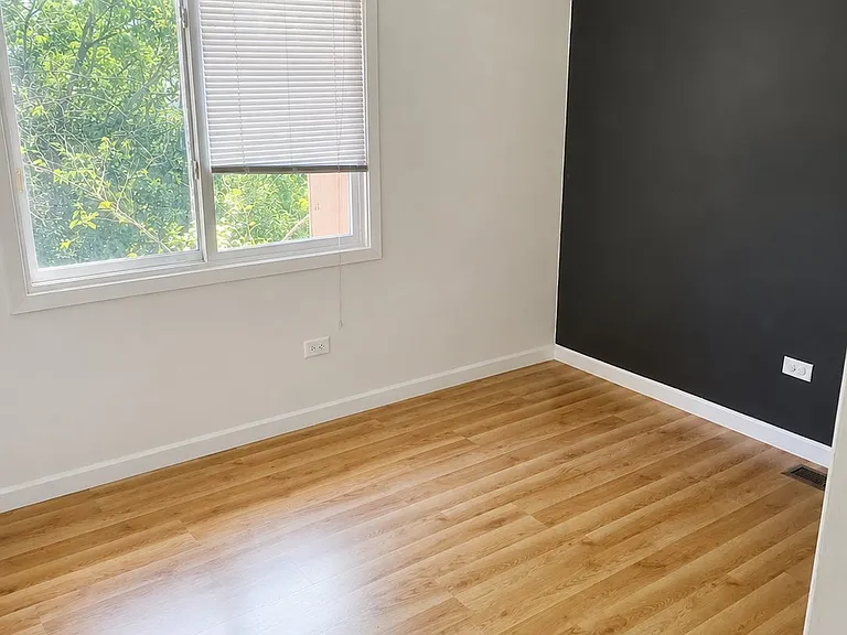 12741 S Kenneth Ave — Photo 8