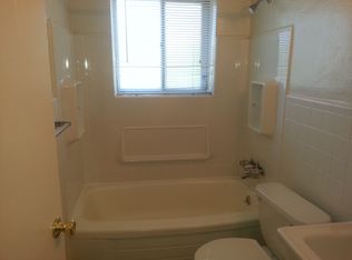 1109 Raritan Dr, Saint Louis, MO 63119