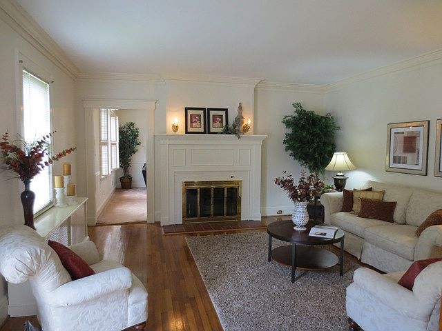 1st image of 1301 Sussex Pl