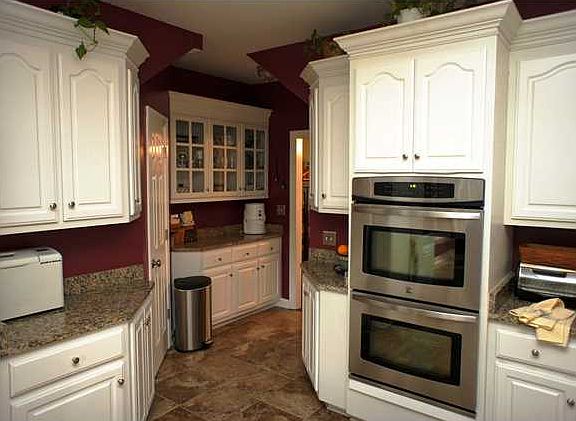 4th image of 4209 Meadowbrook Ct