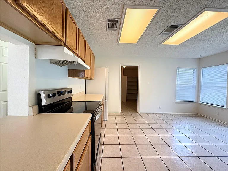 8332 Montoya Cir — Photo 9