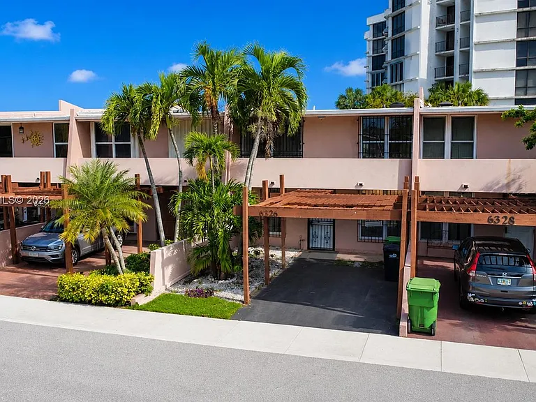 6326 SW 139th Ct #6326 — Photo 3