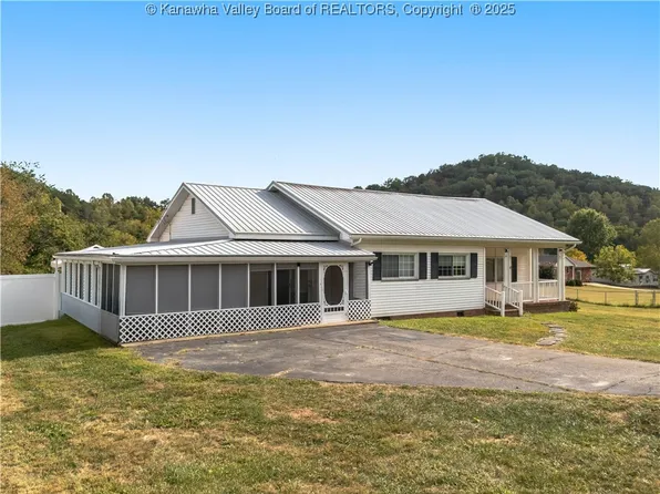 5108 Us Route 60, Hurricane, WV 25526