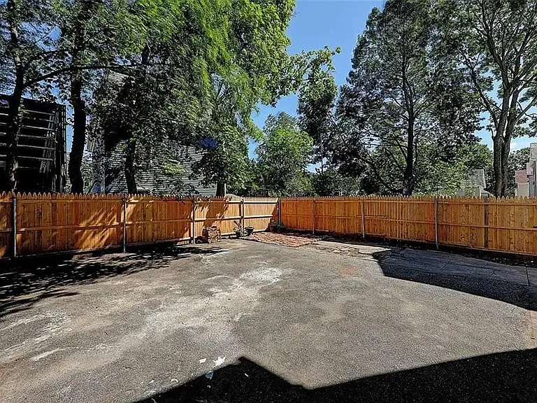 79 Wendell St #3 — Photo 11