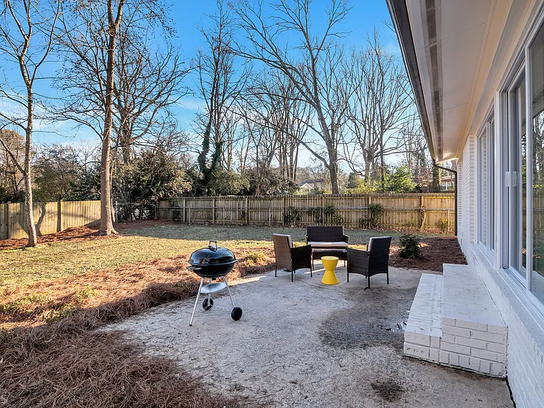 3313 Campbell Rd SE — Photo 37