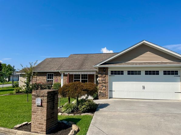 1243 Avery Ln