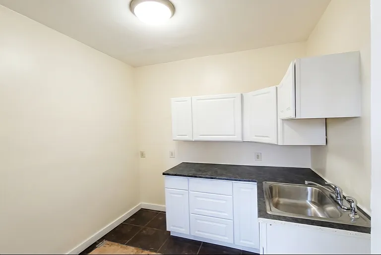16 N Main St #16 — Photo 1