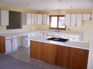 299 Old Stevens Rd, Swansea, MA 02777