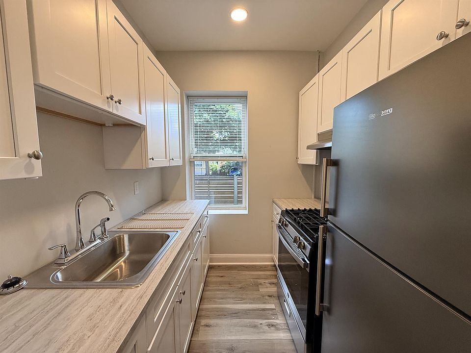 1st image of 74 Kirkland St APT 4