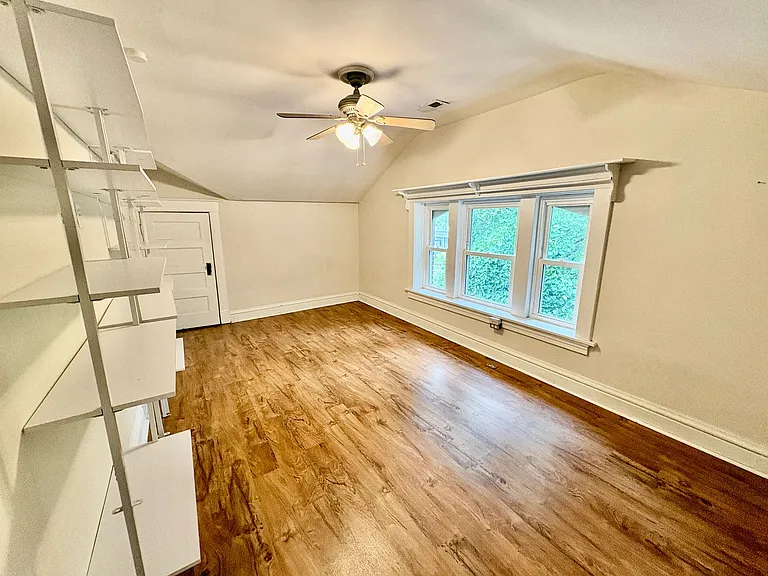 1912 McCausland Ave — Photo 22
