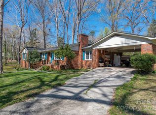 1010 Sherwood Cir, Lancaster, SC 29720