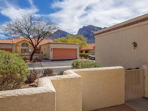 2nd image of 61 E Horizon Cir