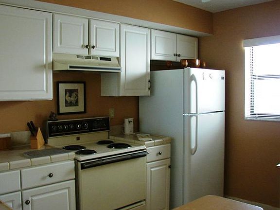 2nd image of 7420 S Ocean Dr APT 116C