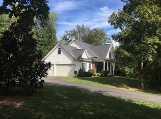 5206 Hunt Crossing Ln, Midland, VA 22728