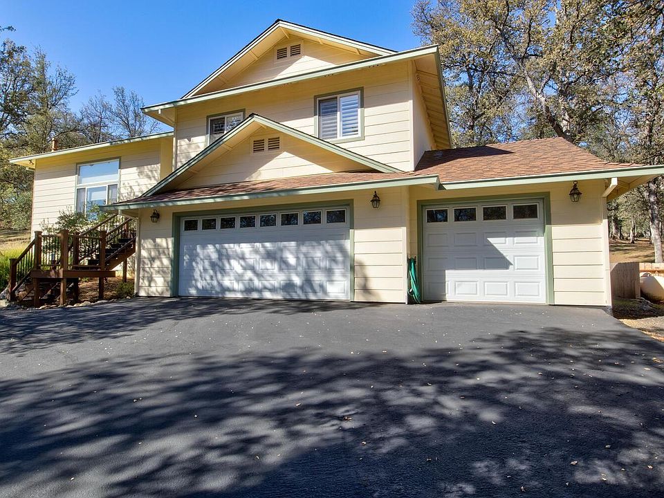 1st image of 19069 Apple Valley Dr