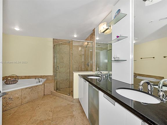 5th image of 7901 Hispanola Ave APT 810