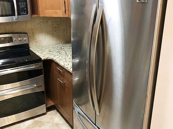 2nd image of 16 Winter St APT 14C