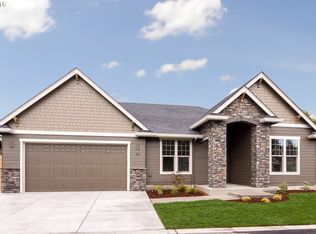 51 Bobby Jones Ave, Creswell, OR 97426