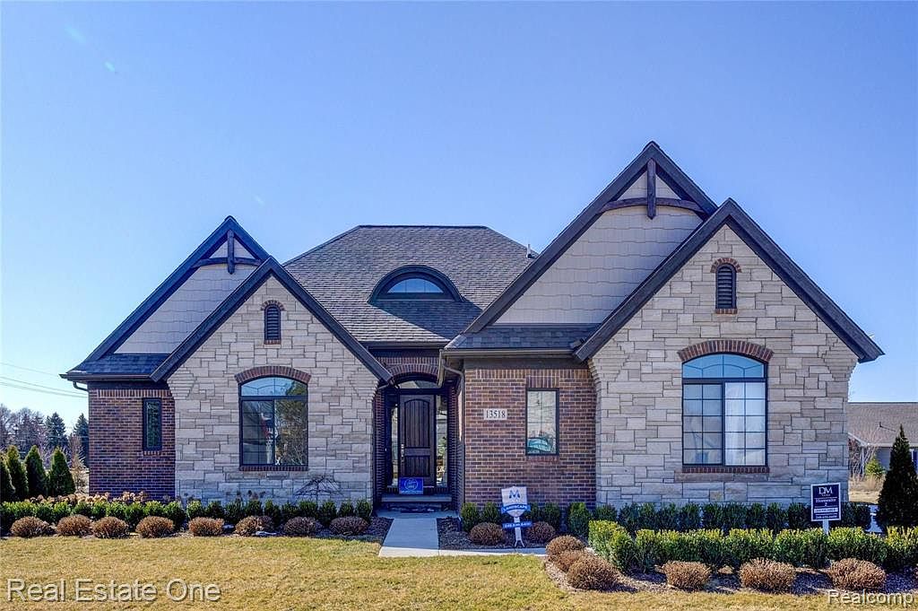 13518 Valencia Dr, Shelby Township, MI 48315 Zillow
