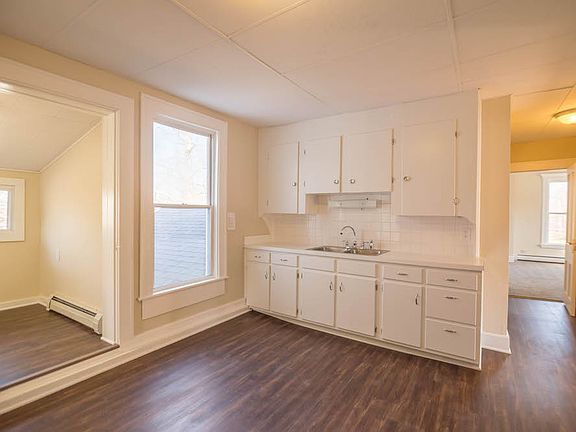 2nd image of 8755 Jackson St #3