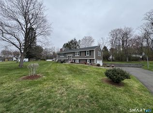 97 Brookview Rd, Windsor, CT 06095