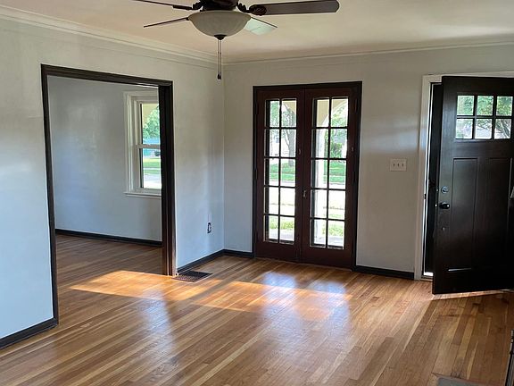 5th image of 303 Aberdeen Ave