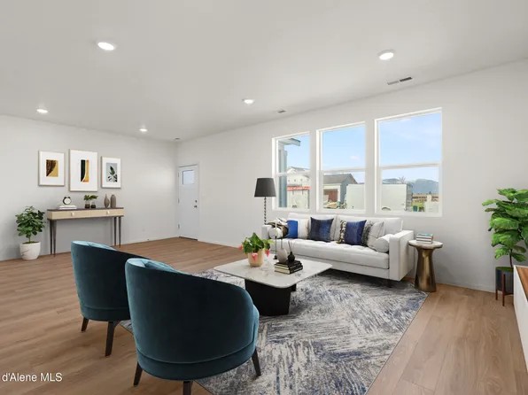 5294 E Aquila Ave, Post Falls, ID 83854