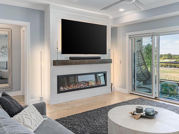 3rd image of 5317 Highpointe Lakes Dr Unit 103