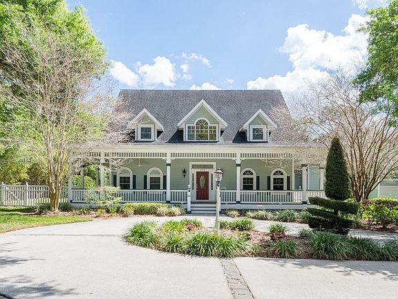 2nd image of 903 Pine Hollow Pl