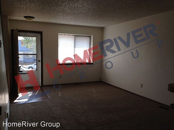 3rd image of 1967 Mineola St APT B