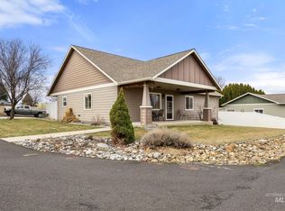 1422 Airway Ave, Lewiston, ID 83501