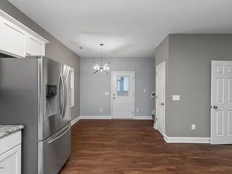 518 Everett Glades — Photo 14
