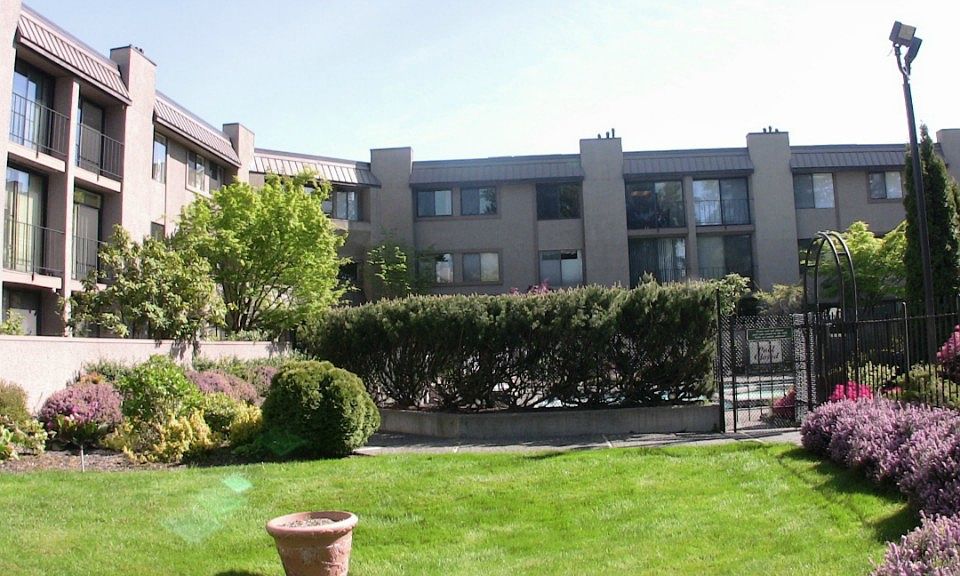 1st image of 11300 1st Ave NE APT 214