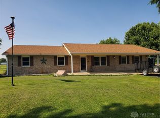 1261 Dusty Ln, West Alexandria, OH 45381