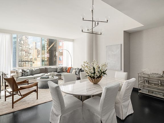 4th image of 157 W 57th St APT 32E