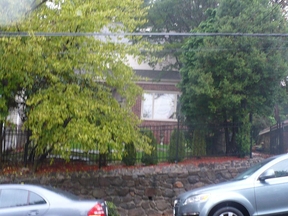 1st image of 11 Harvard Ave