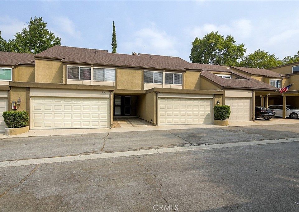 1st image of 627 Greendale Ln