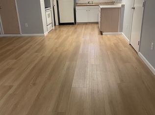 428 14th Ave W #2, Kirkland, WA 98033