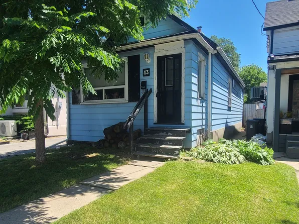 43 Jillson Ave, Toronto, ON M6S 2P3