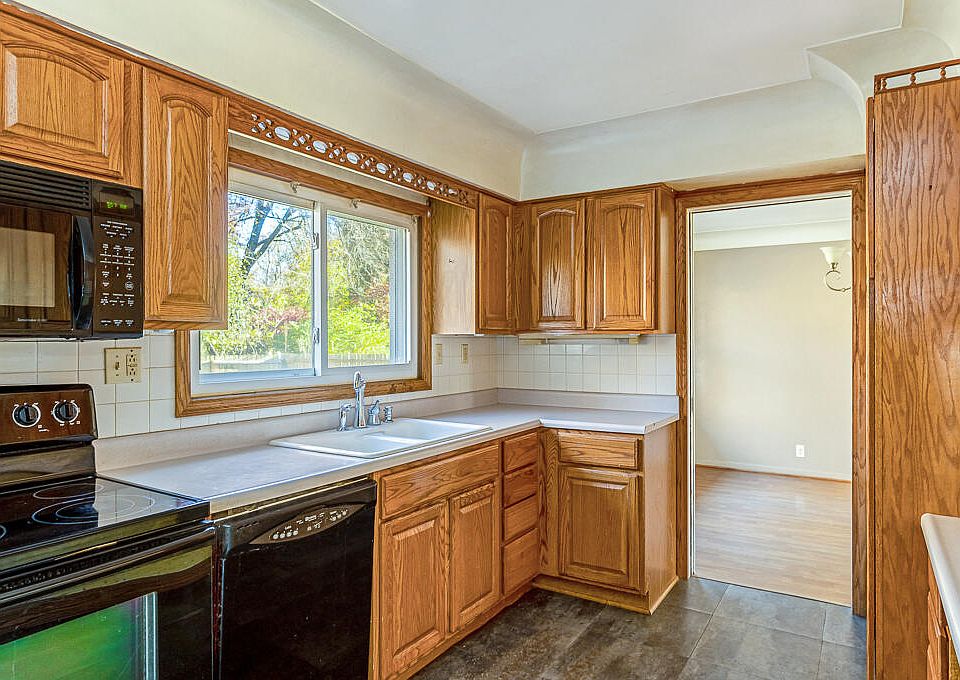 2525 Kibby Rd, Jackson, MI 49203 Zillow