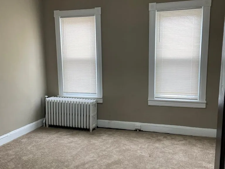 719 N Milton Ave — Photo 9