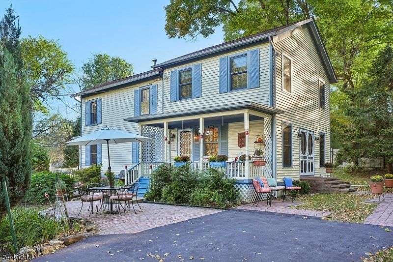 1st image of 112 Flocktown Rd